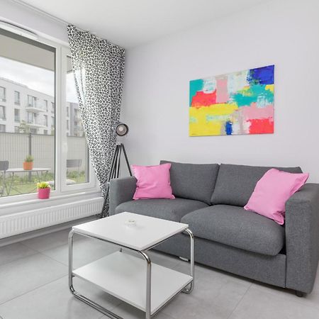 Sea And Stadium Apartments In Good Design With Parking & Garden By Rent Like Home 그단스크 외부 사진